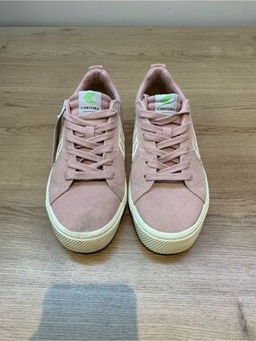 Cariuma Catiba Pro Low Rose Suede Canvas Skate Shoes Sneakers Women 7.5 Men 6